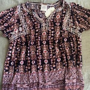 BOHO style shirt sleeve flowy shirt